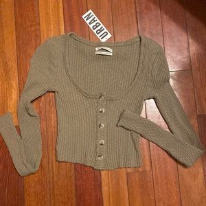 Crop sweater